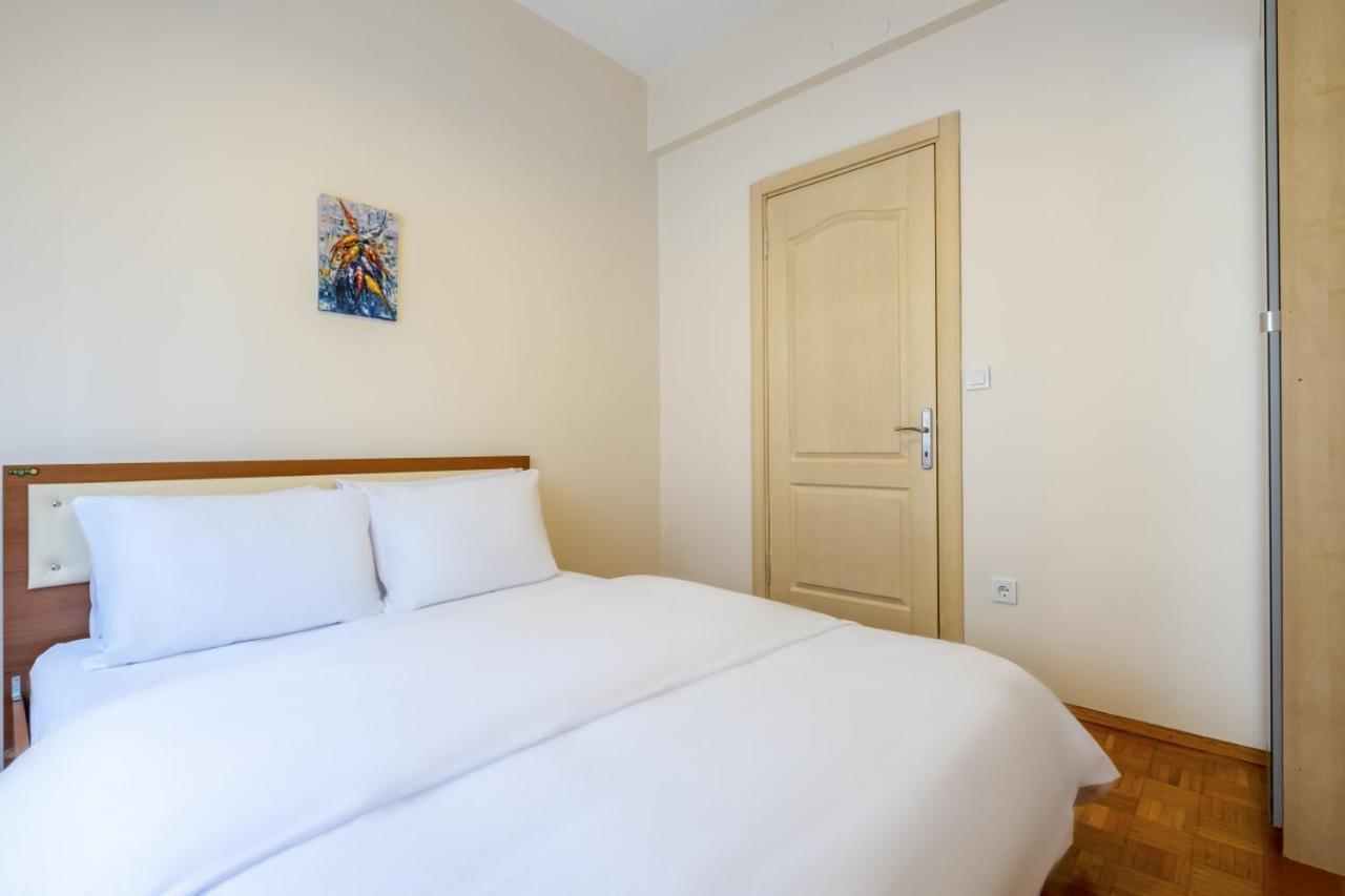 Cozy Flat Near Bagdat Street In Suadiye Istanbul Exterior foto